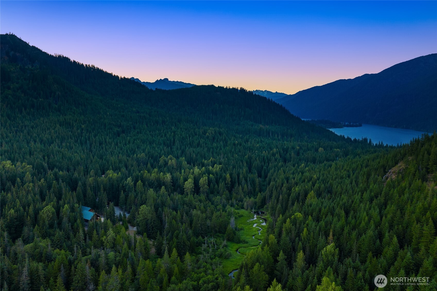 4422 Kachess Lake Road Easton WA 98925