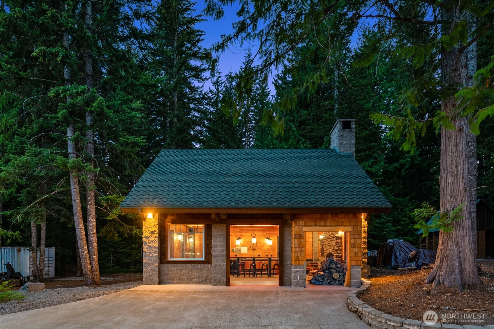 4422 Kachess Lake Road Easton WA 98925