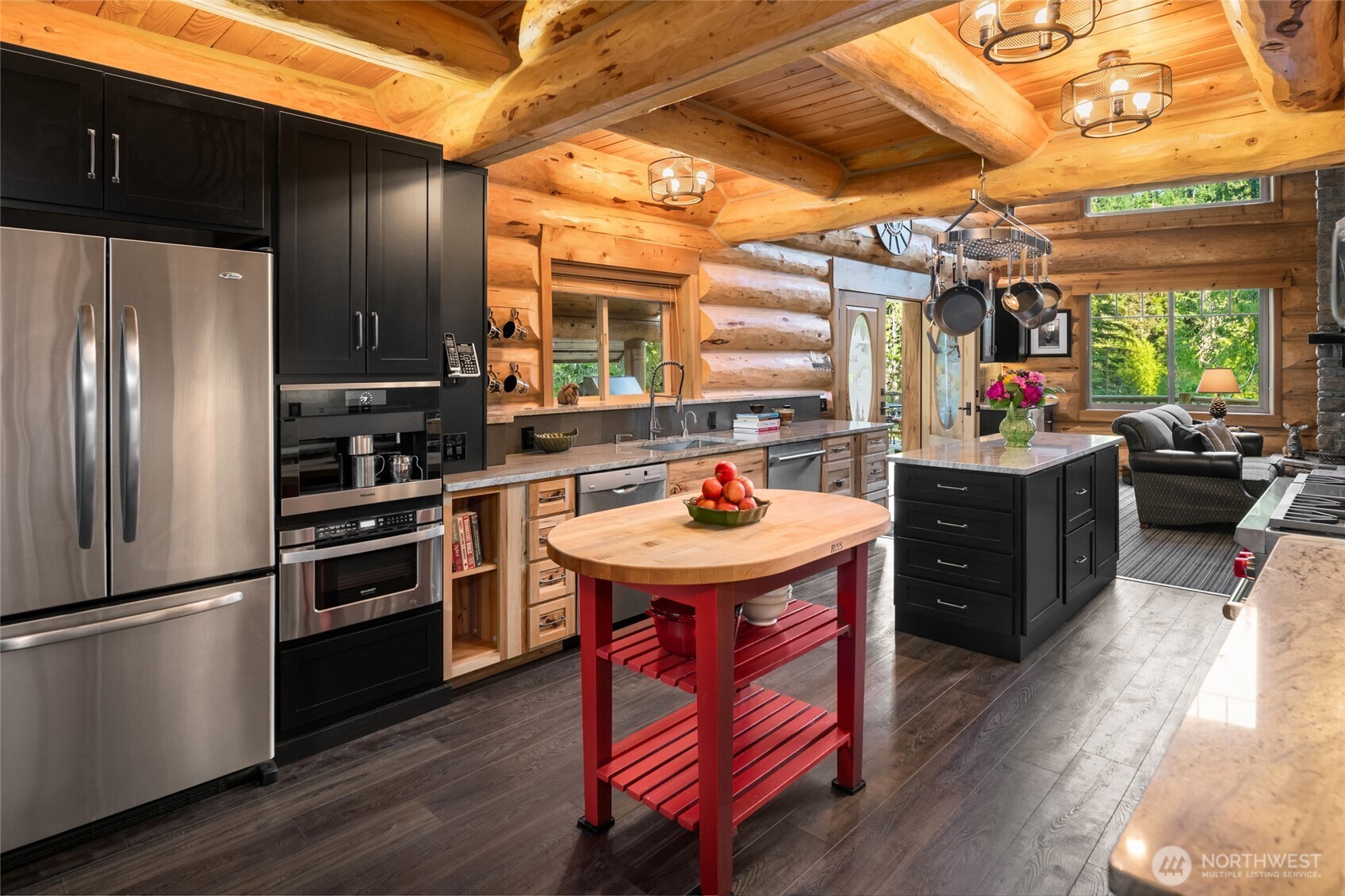4422 Kachess Lake Road Easton WA 98925