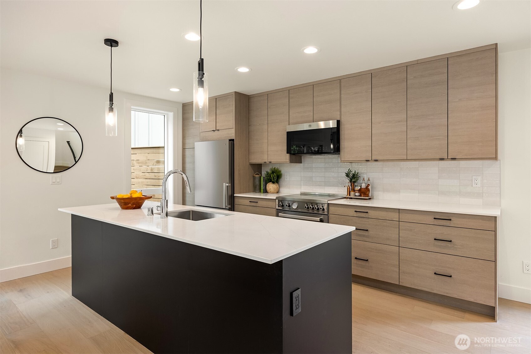 104 NE 44th Street Seattle WA 98105