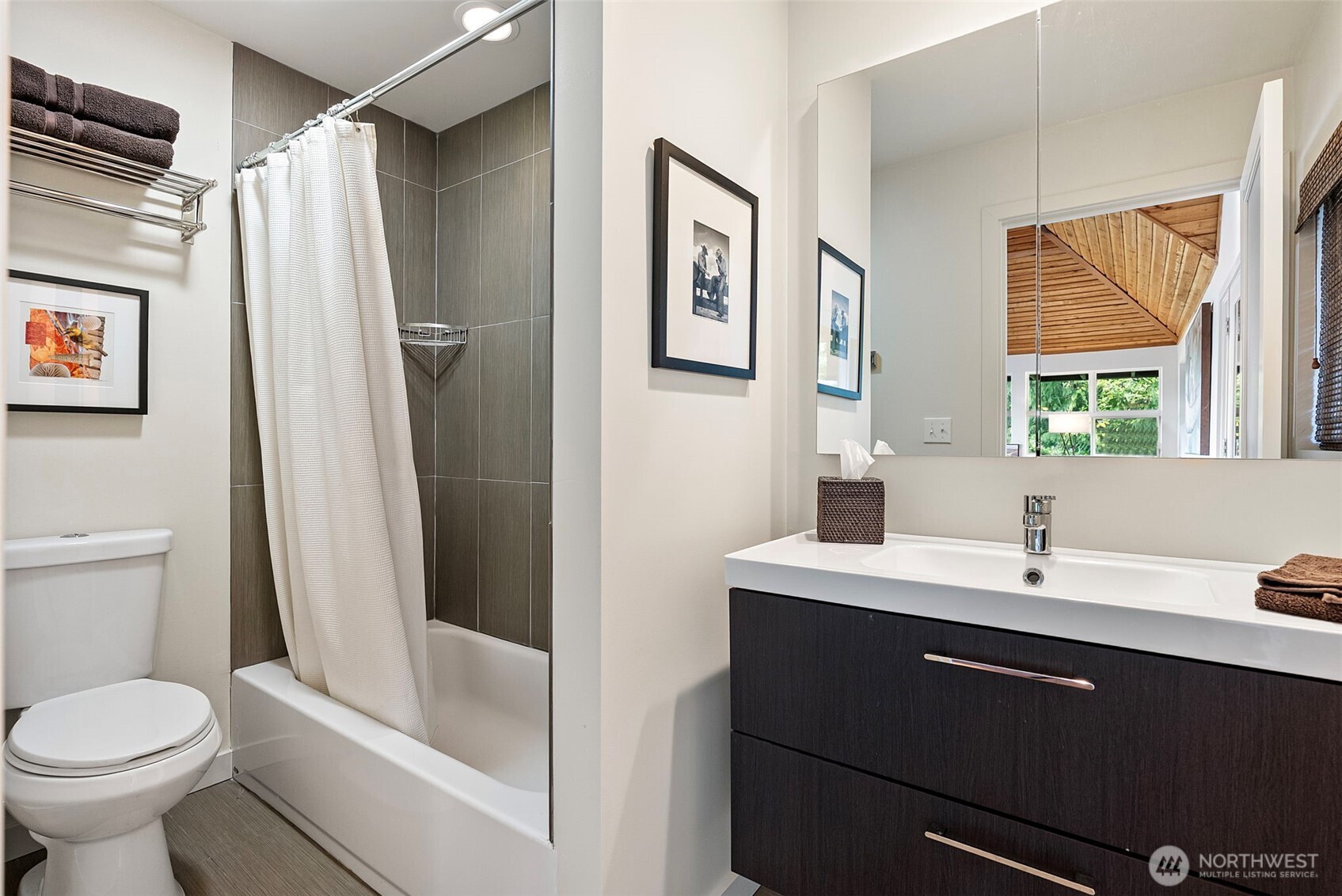 8032 SW 222nd Place Vashon WA 98070