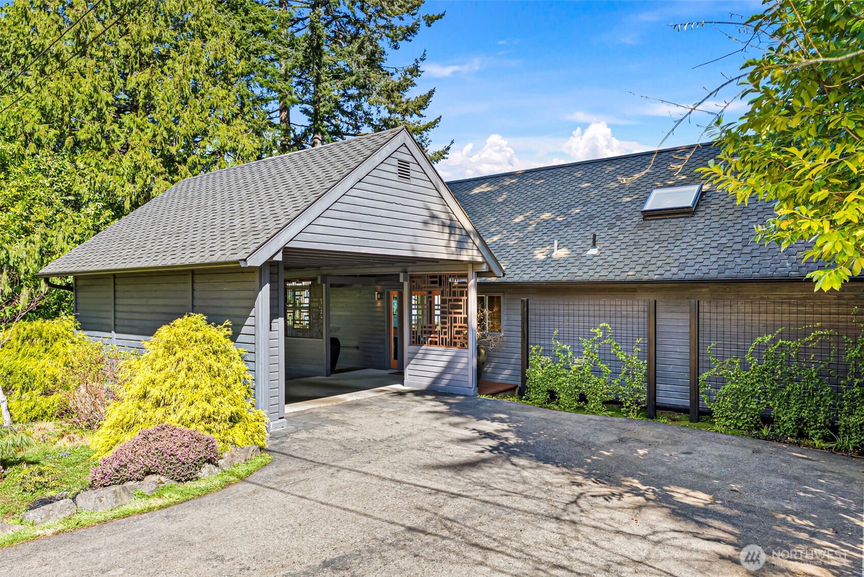 8032 SW 222nd Place Vashon WA 98070