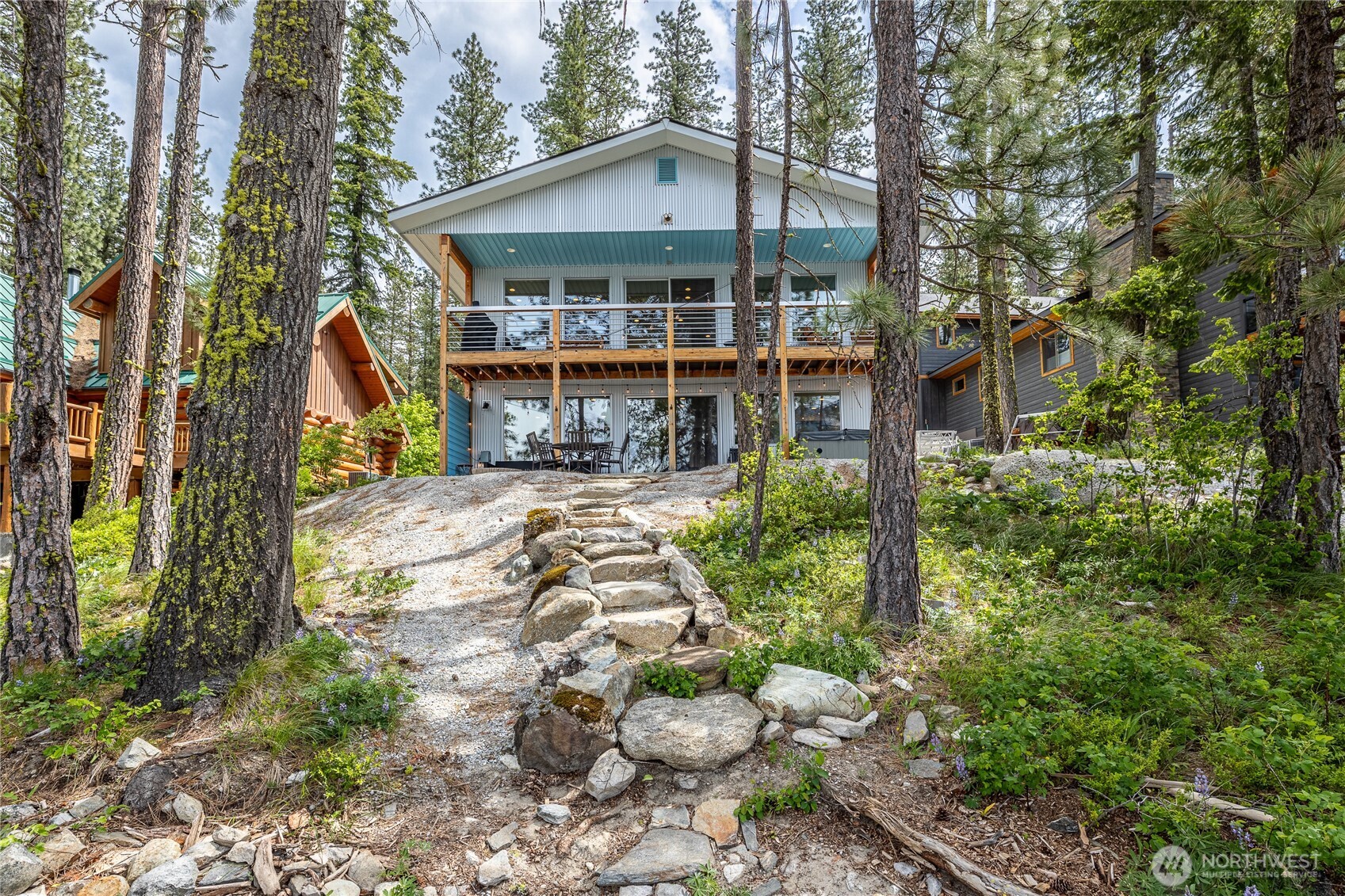 17027 North Shore Drive Leavenworth WA 98826