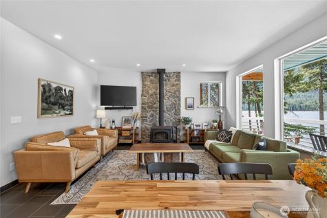 17027 North Shore Drive Leavenworth WA 98826