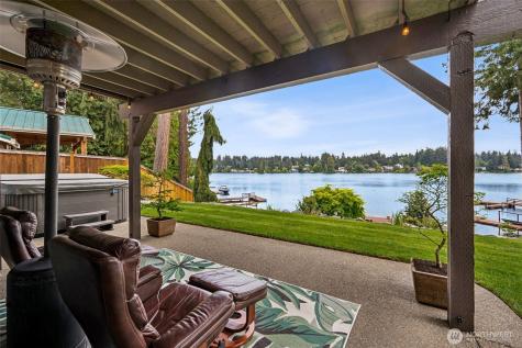 3800 Long Lake Drive SE Olympia WA 98503