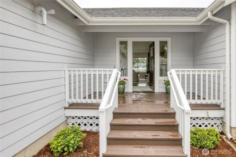 105 Duck Lake Drive NE Ocean Shores WA 98569