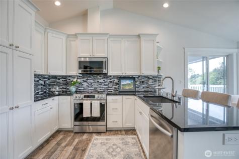 105 Duck Lake Drive NE Ocean Shores WA 98569