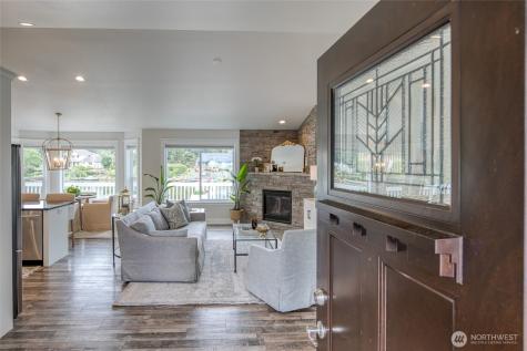 105 Duck Lake Drive NE Ocean Shores WA 98569