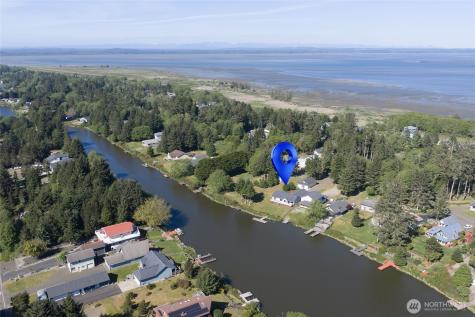 105 Duck Lake Drive NE Ocean Shores WA 98569