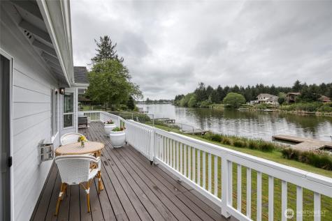 105 Duck Lake Drive NE Ocean Shores WA 98569