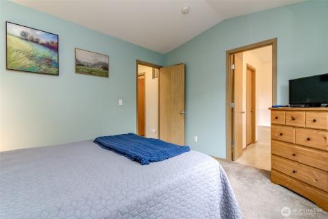 9122 160th Street Court E Puyallup WA 98375