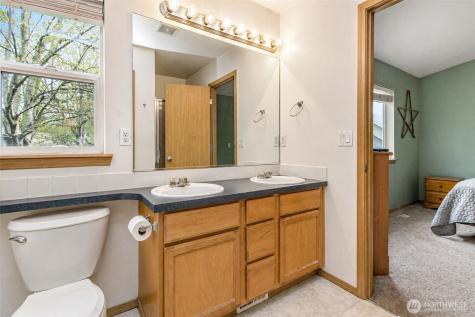 9122 160th Street Court E Puyallup WA 98375