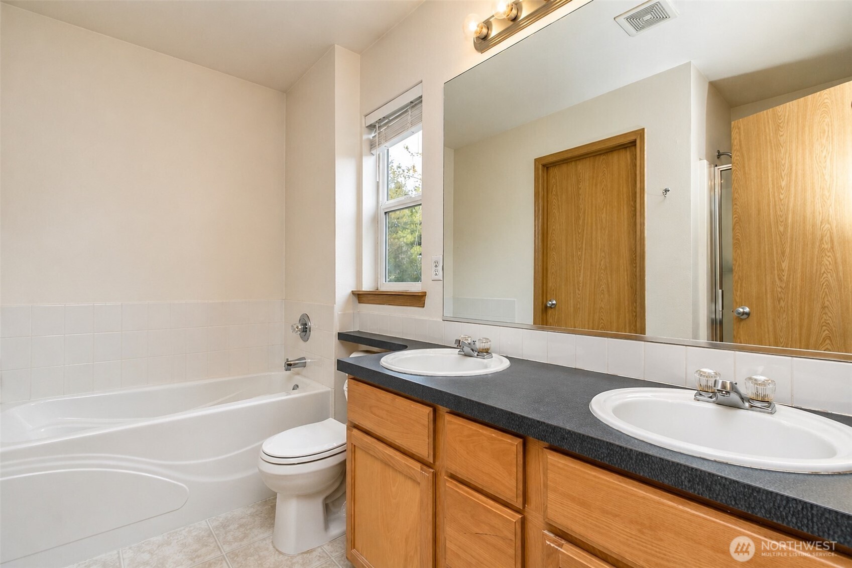9122 160th Street Ct E Puyallup WA 98375