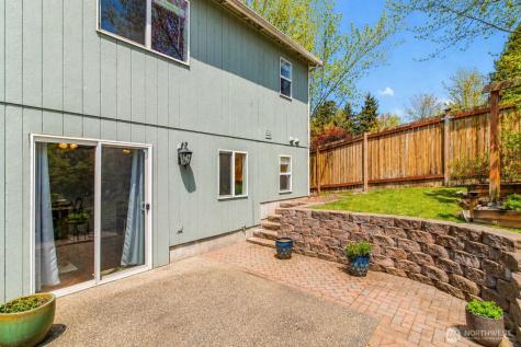 9122 160th Street Court E Puyallup WA 98375