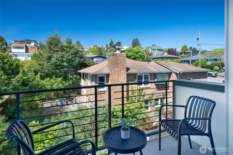 2415 W Lynn Street Seattle WA 98199