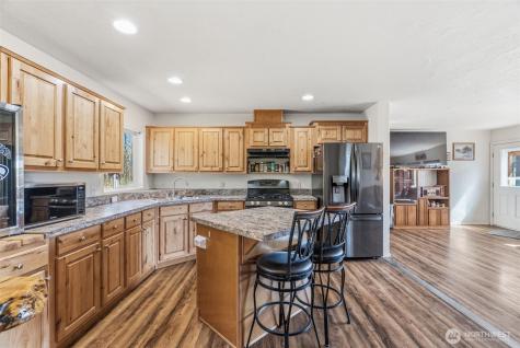 337 Jorgensen Road Onalaska WA 98570