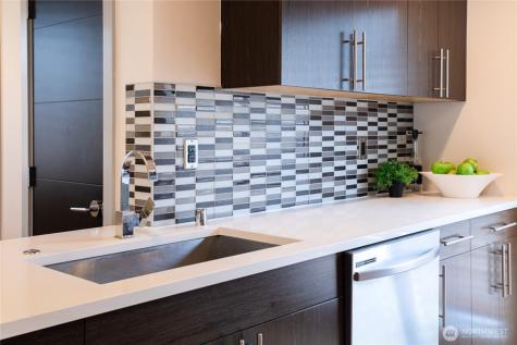 1465 S Columbian Way Seattle WA 98144