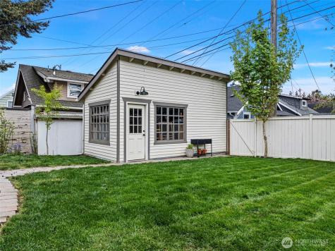 3208 N 9th Street Tacoma WA 98406