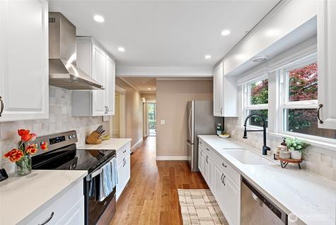 3208 N 9th Street Tacoma WA 98406