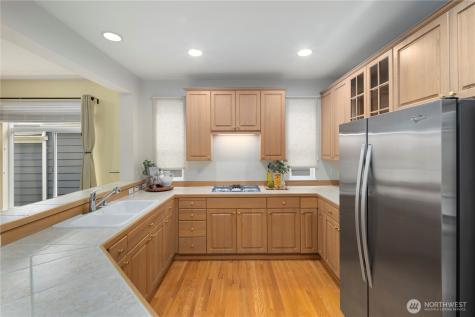 18801 34th Avenue SE Bothell WA 98012