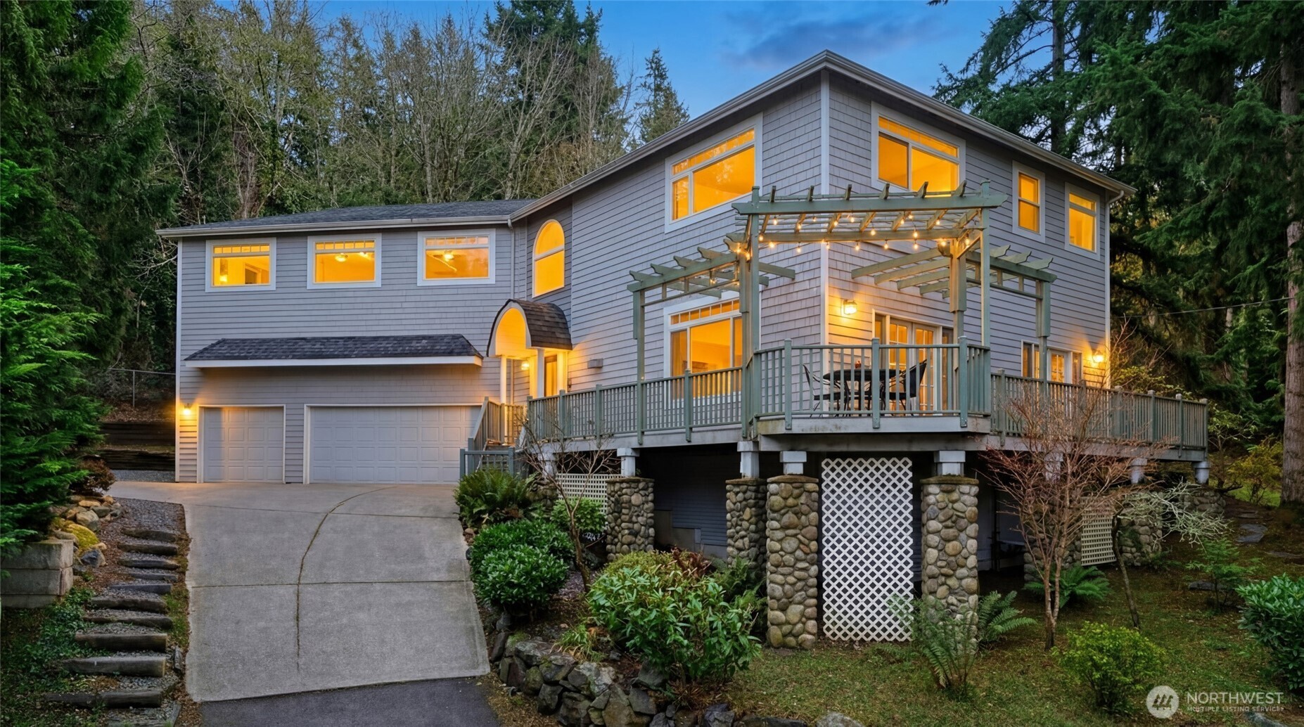 12117 Clearview Drive Edmonds WA 98026