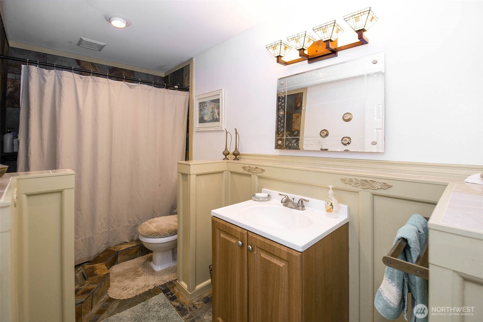 12117 Clearview Drive Edmonds WA 98026