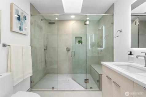 8953 NE 116th Place Kirkland WA 98034