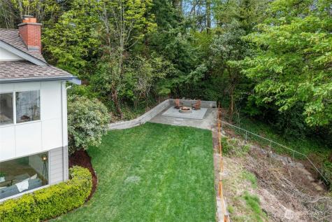 8953 NE 116th Place Kirkland WA 98034