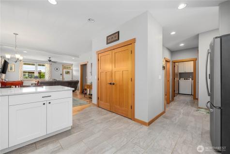 48 Golf Course Drive Pateros WA 98846