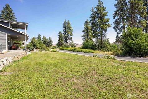 48 Golf Course Drive Pateros WA 98846