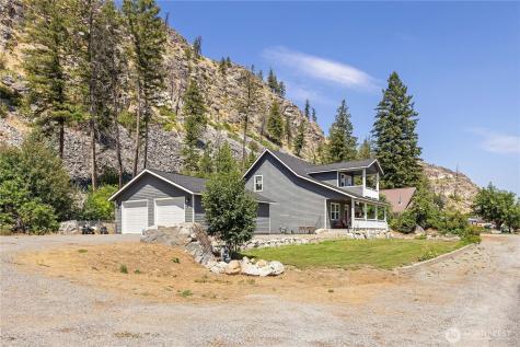 48 Golf Course Drive Pateros WA 98846