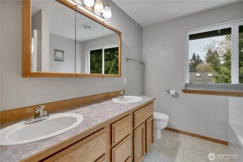 565 Bell Court SE Tumwater WA 98501