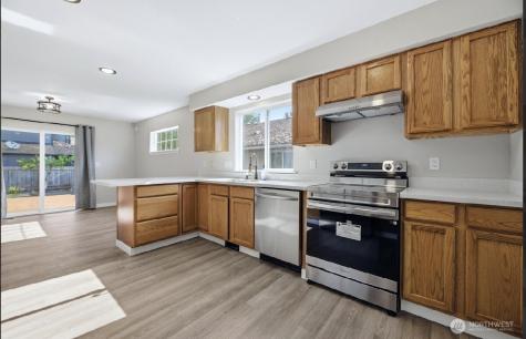 313 E 52nd Street Tacoma WA 98404