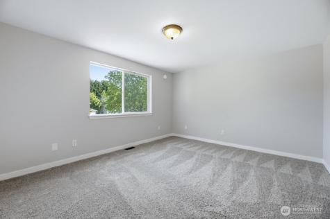 313 E 52nd Street Tacoma WA 98404