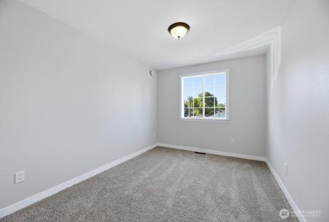 313 E 52nd Street Tacoma WA 98404