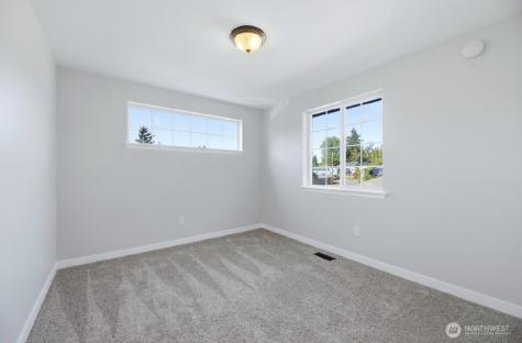 313 E 52nd Street Tacoma WA 98404