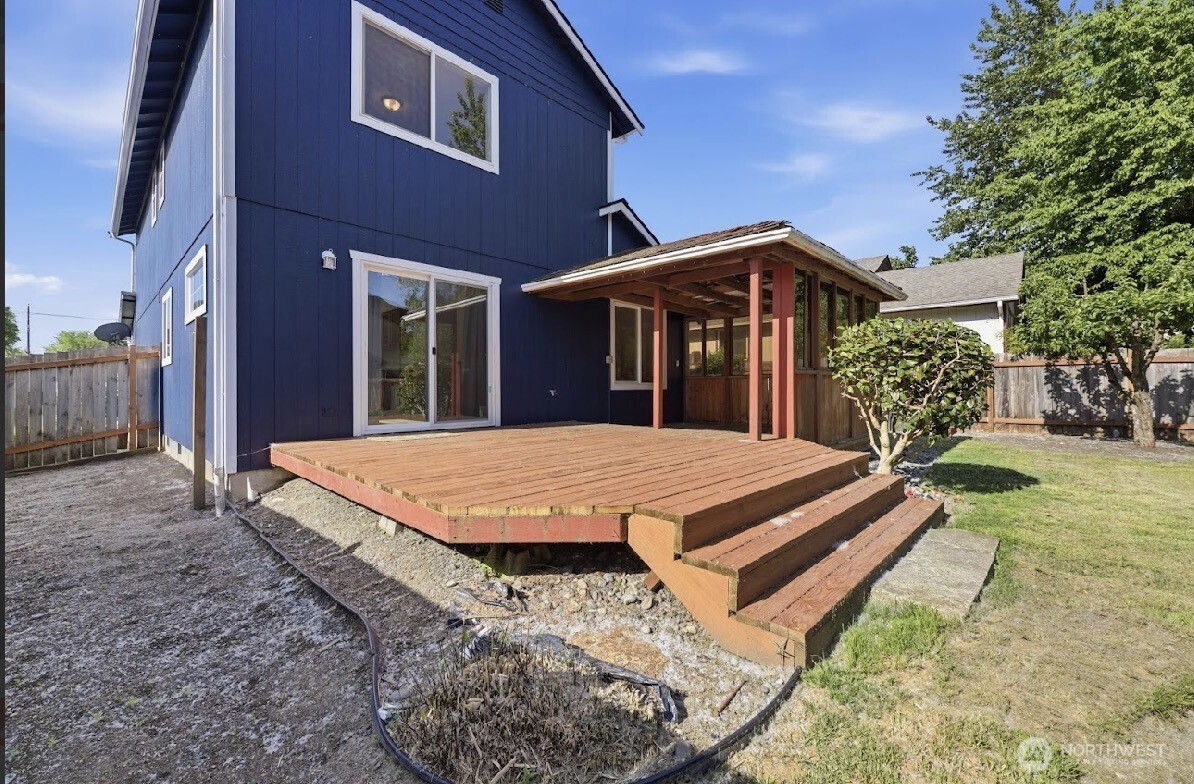 313 E 52nd Street Tacoma WA 98404