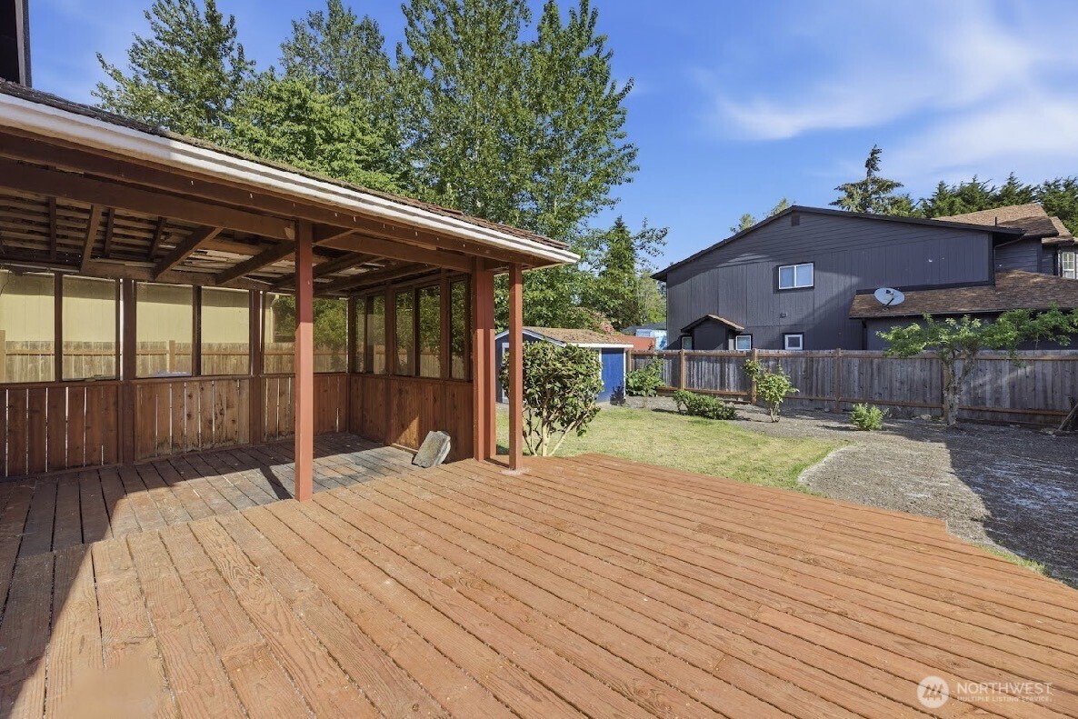 313 E 52nd Street Tacoma WA 98404