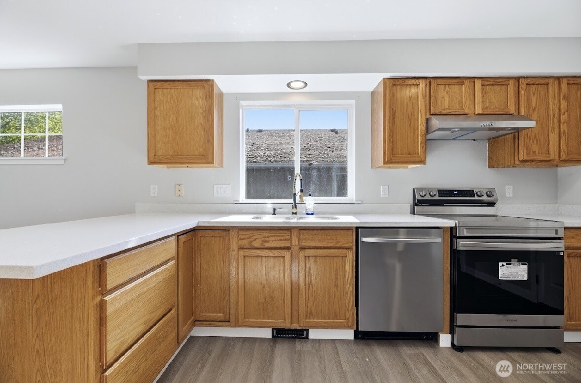313 E 52nd Street Tacoma WA 98404