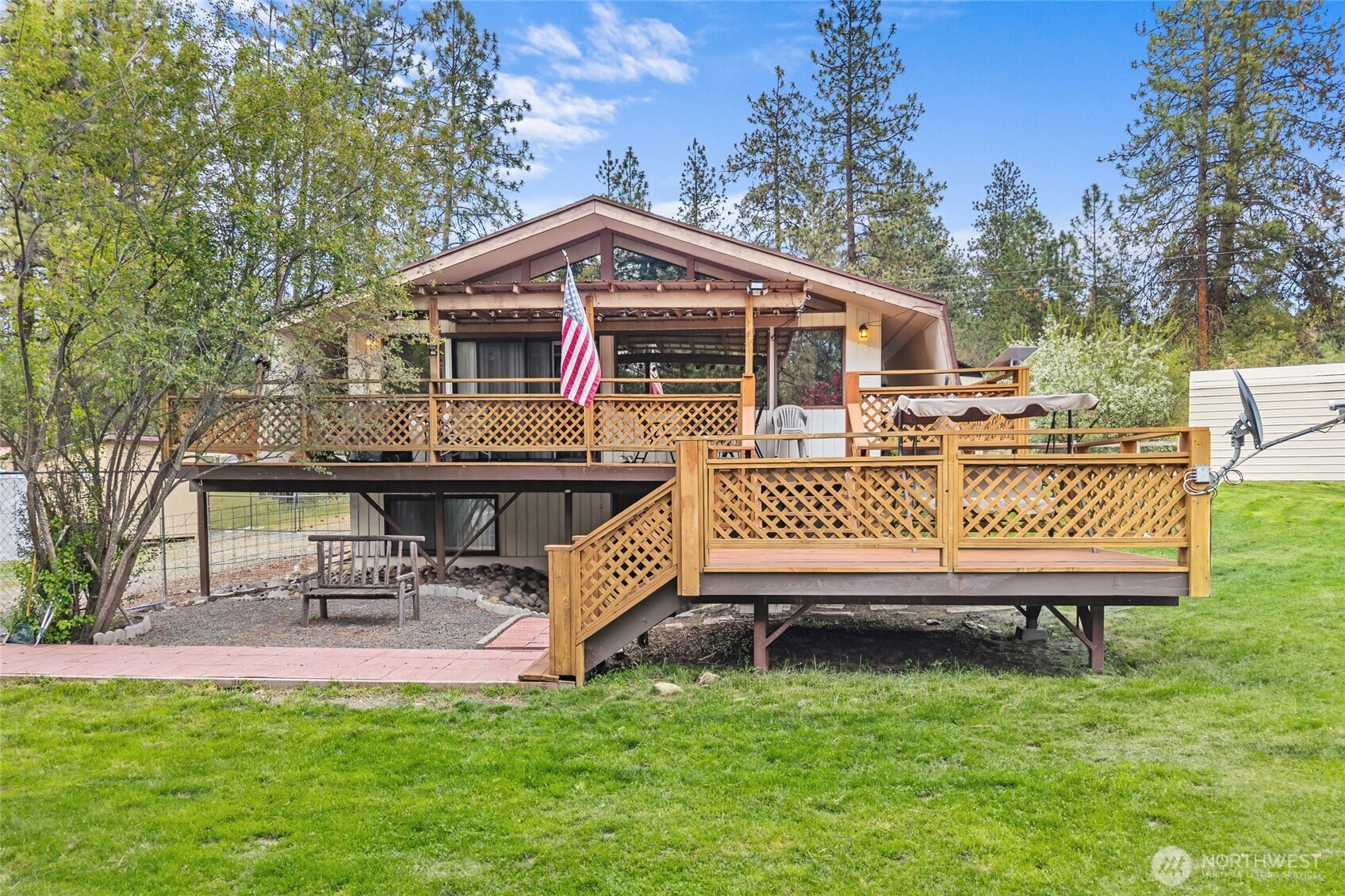 1367 Kettle Park Road Kettle Falls WA 99141
