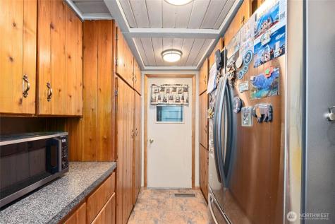 1367 Kettle Park Road Kettle Falls WA 99141
