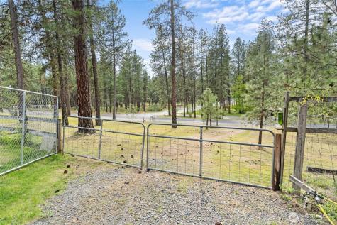 1367 Kettle Park Road Kettle Falls WA 99141