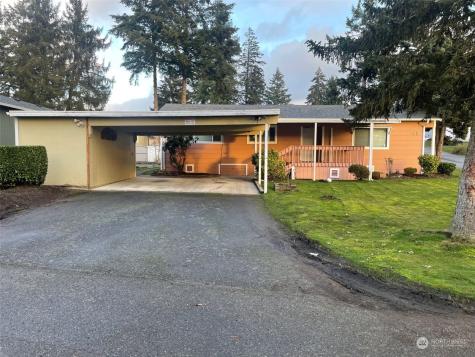 1921 208th Spanaway WA 98387