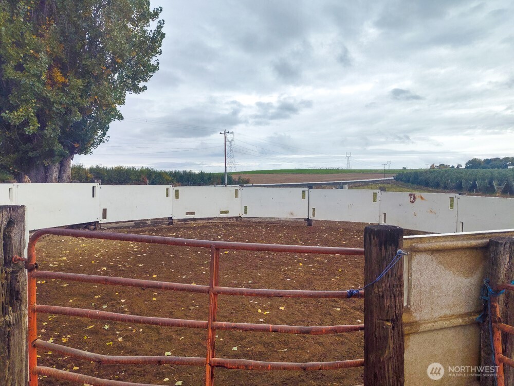 12749 SW Dodson Road Royal City WA 99357