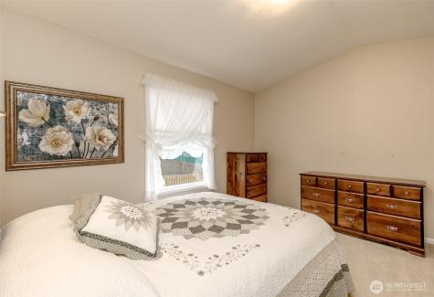 8410 143 Avenue Court E Puyallup WA 98372