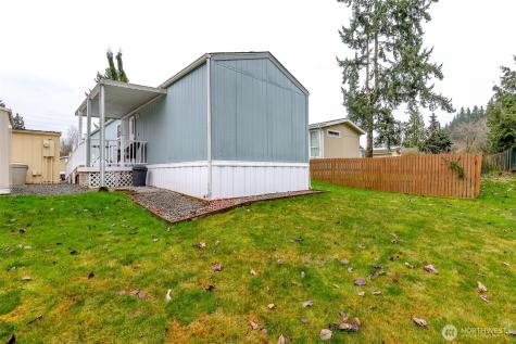 8410 143 Avenue Court E Puyallup WA 98372