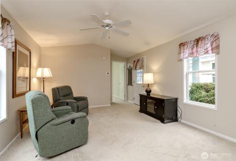 8410 143 Avenue Court E Puyallup WA 98372