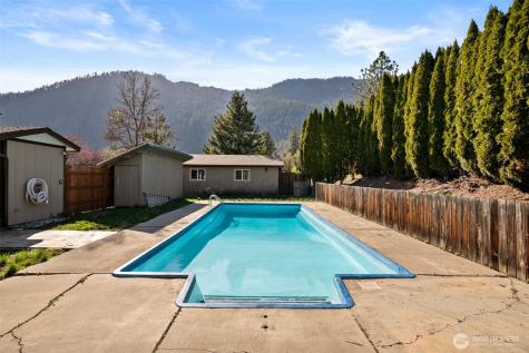 10285 Ski Hill Drive Leavenworth WA 98826