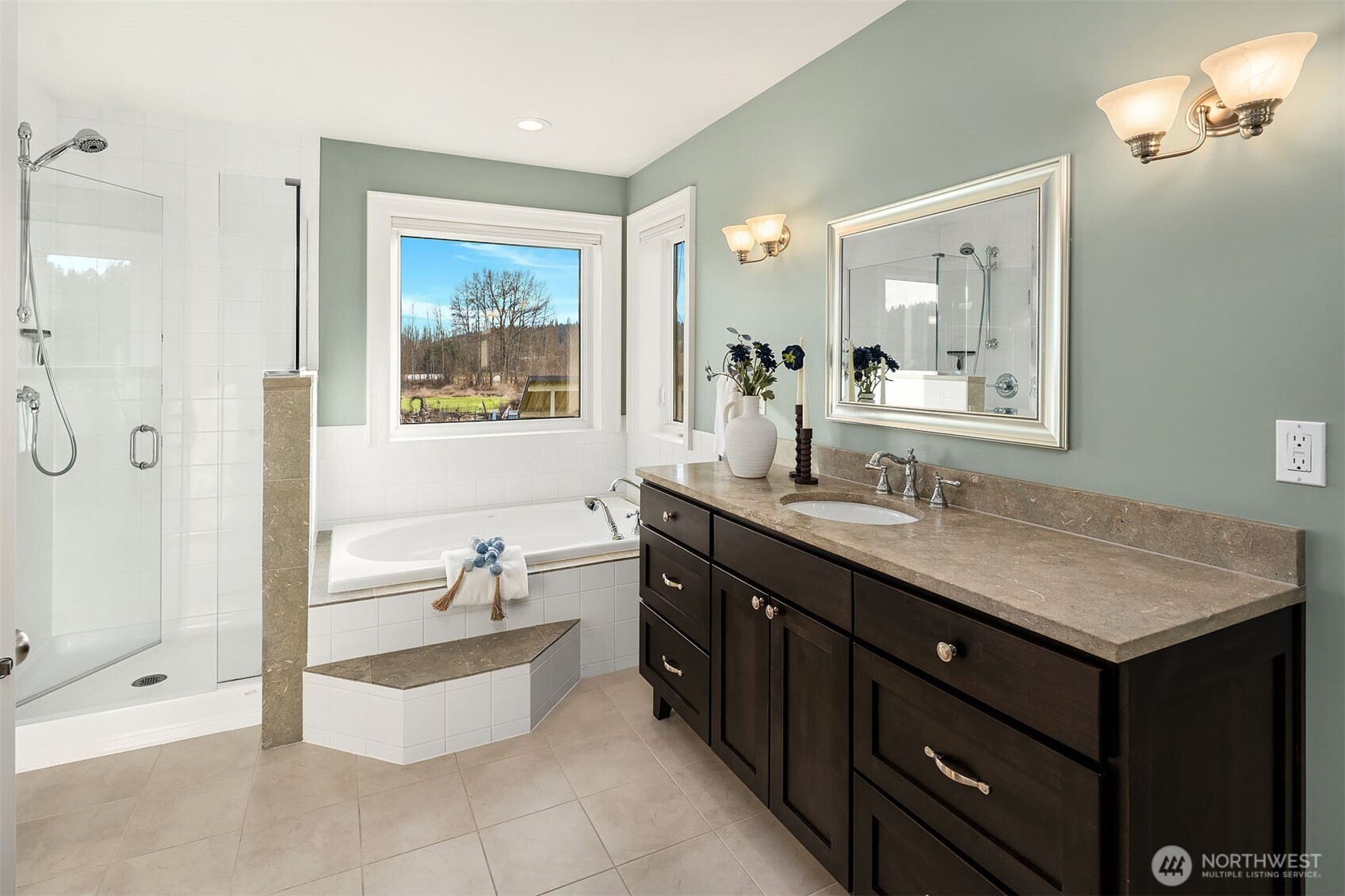 13789 NE 168th Street Woodinville WA 98072