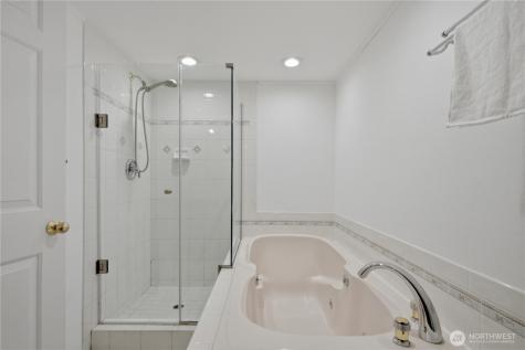 10627 SE 18th Street Bellevue WA 98004